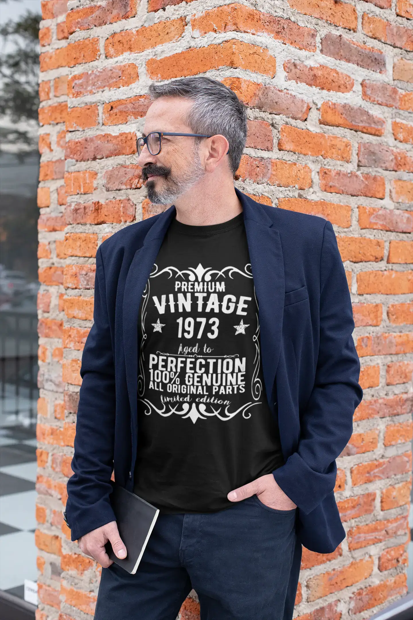 Premium Vintage Jahr 1973, Schwarz, Kurzarm-Rundhals-T-Shirt für Herren, Geschenk-T-Shirt 00347