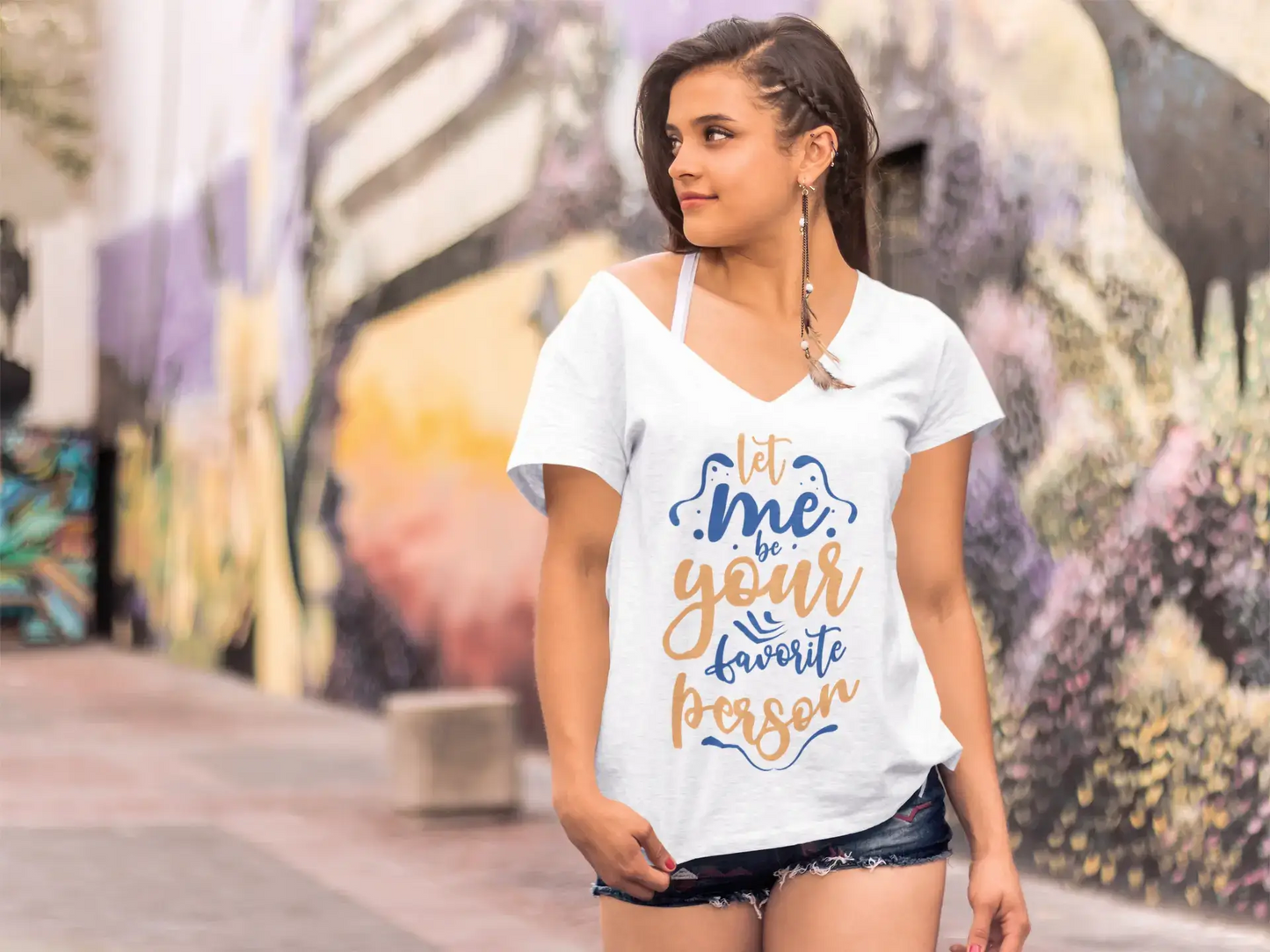 ULTRABASIC Damen-T-Shirt „Let Me Be Your Favorite Person – Love Quote Shirt“.