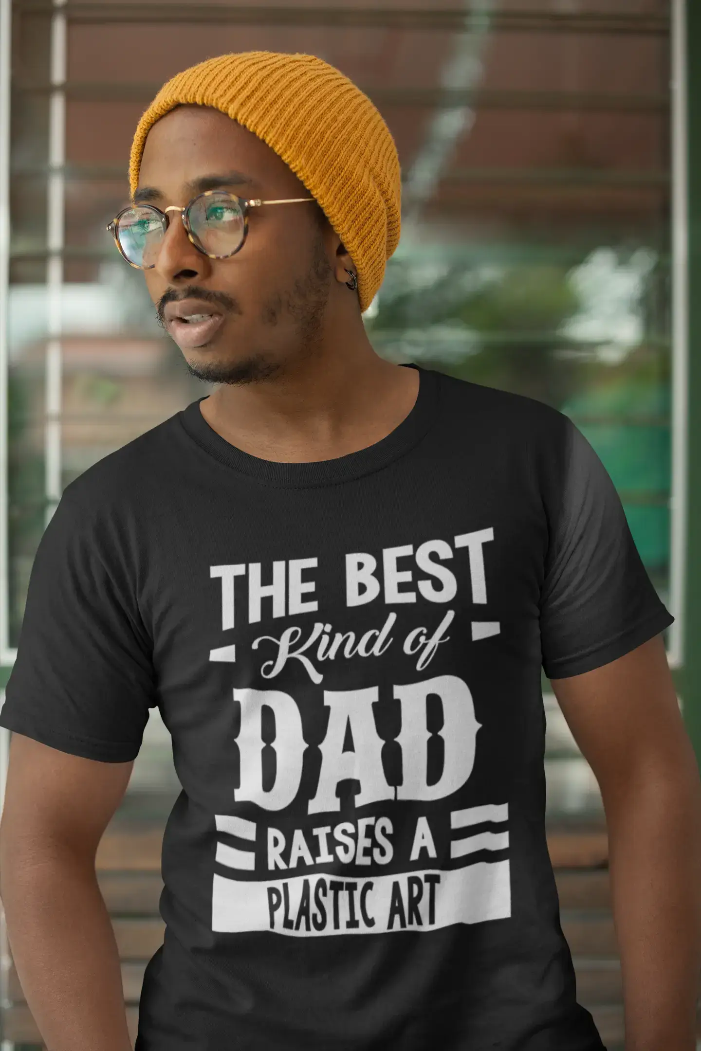 ULTRABASIC Herren-Grafik-T-Shirt „Dad Raises a Plastic Art“.