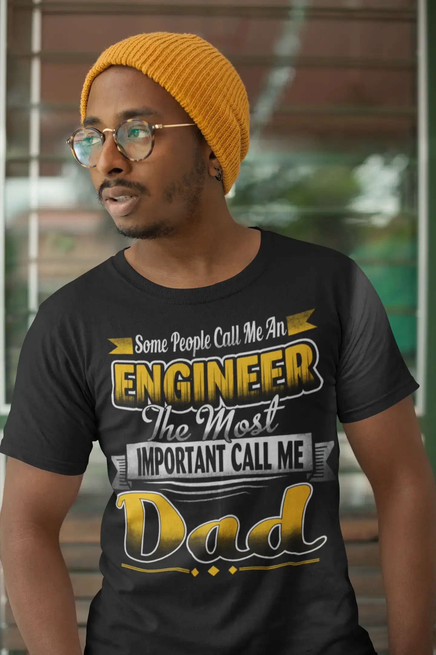 ULTRABASIC Herren-T-Shirt. Manche Leute nennen mich einen Ingenieur, das Wichtigste nennt mich Papa