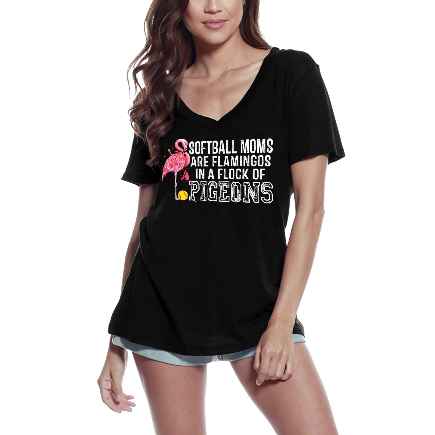 ULTRABASIC Damen-T-Shirt mit V-Ausschnitt Softball Moms Are Flamingos – Lustiges Mama-Zitat