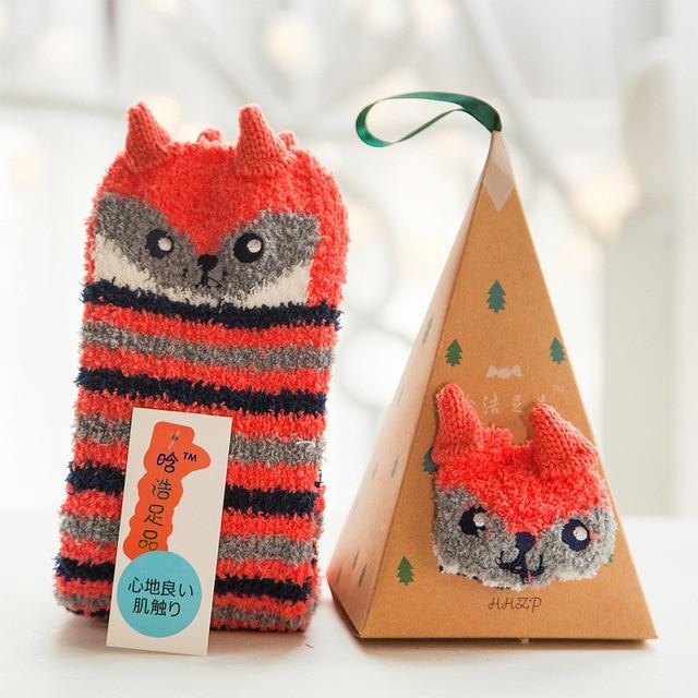 Niedliche Tierdesign Hirsch Weihnachtssocken Geschenk 3D Flauschiger Korallensamt Dicke warme Wintersocke für Frauen Neujahrsgeschenk Sox mit Box