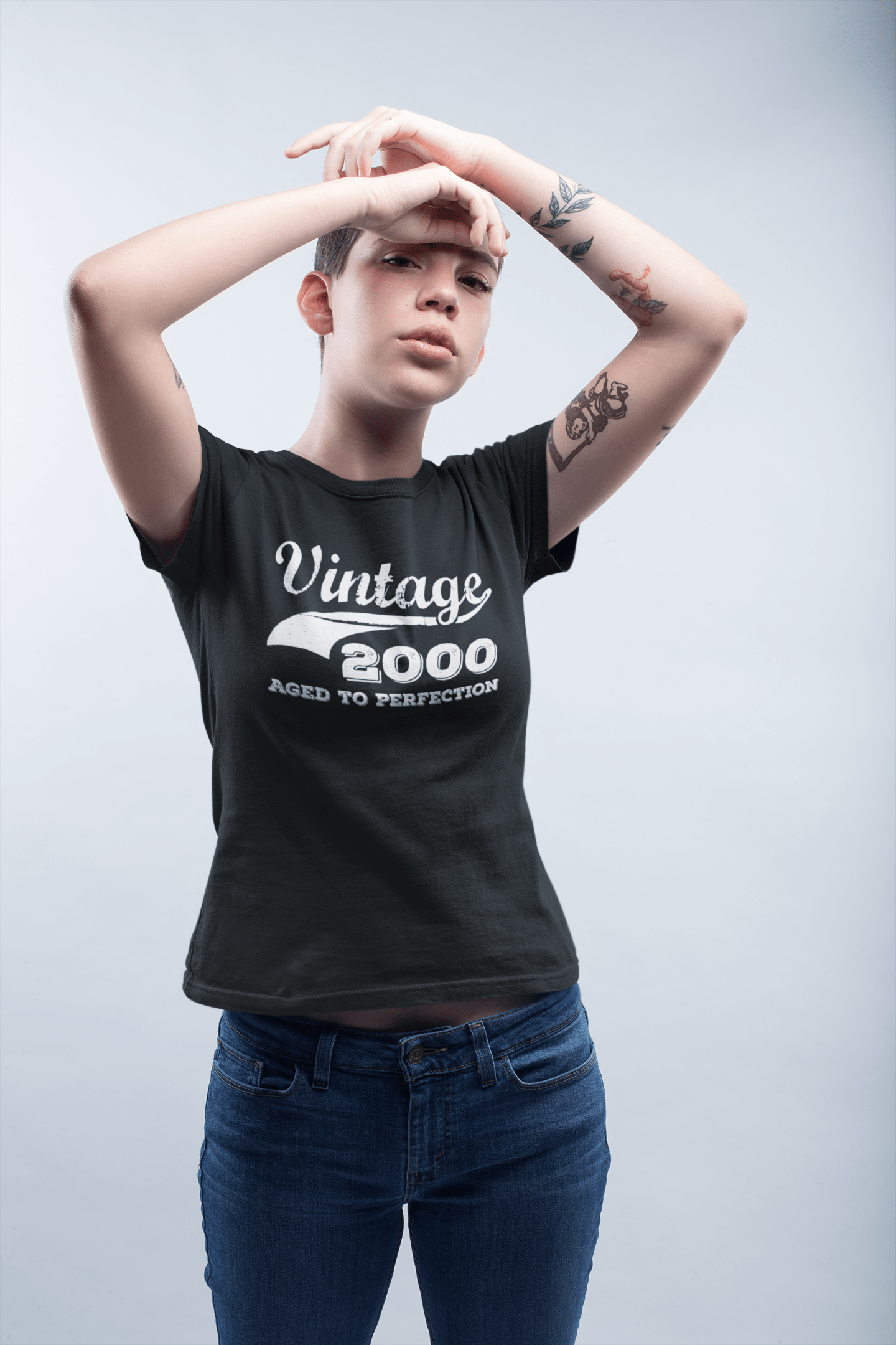 Vintage Aged to Perfection 2000, Schwarz, Damen Kurzarm-Rundhals-T-Shirt, Geschenk-T-Shirt 00345